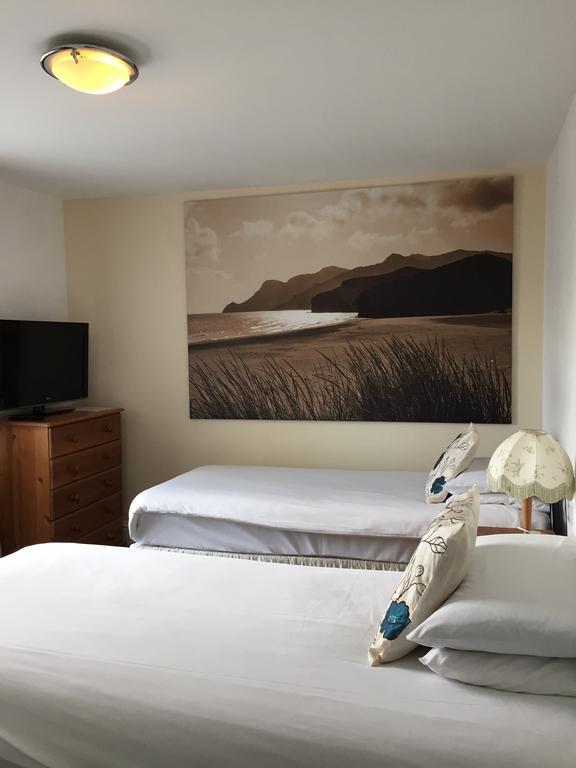 Cefn Mably Hotel เพนาร์ท ภายนอก รูปภาพ